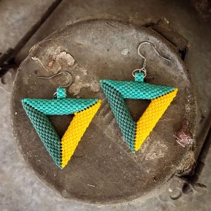 Triangulum fülbevaló